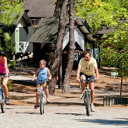 Kompleks wypoczynkowy Vtf Les Oyats Sylvadoures Maubuisson