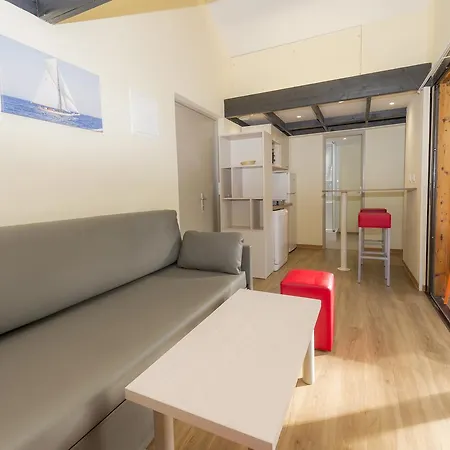 Kompleks wypoczynkowy Vtf Les Oyats Sylvadoures Maubuisson