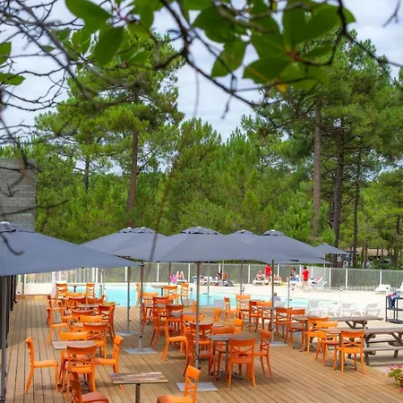 Kompleks wypoczynkowy Vtf Les Oyats Sylvadoures Maubuisson