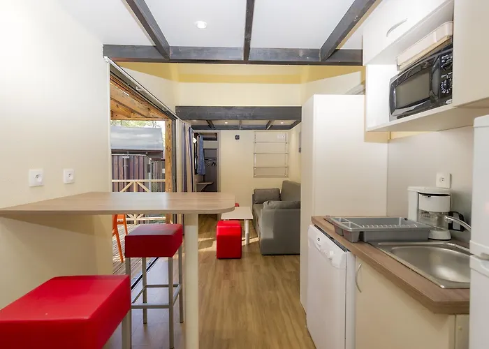 Vtf Les Oyats Sylvadoures 2*