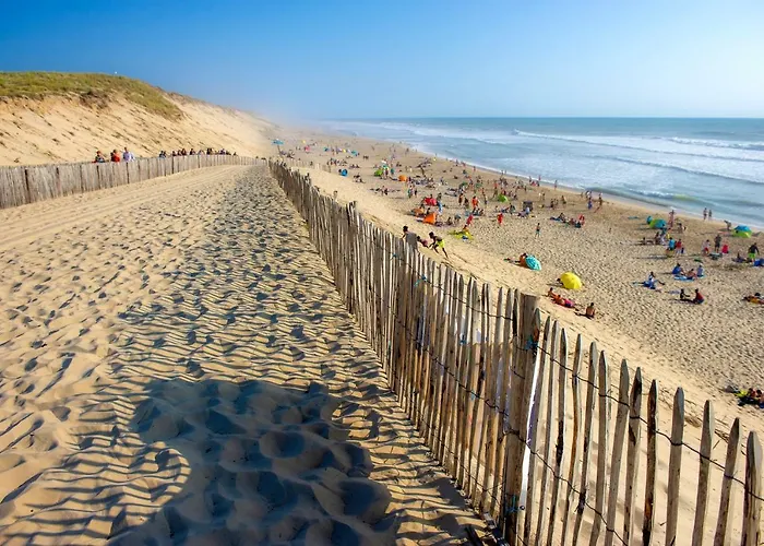 Vakantiepark Vtf Les Oyats Sylvadoures Maubuisson